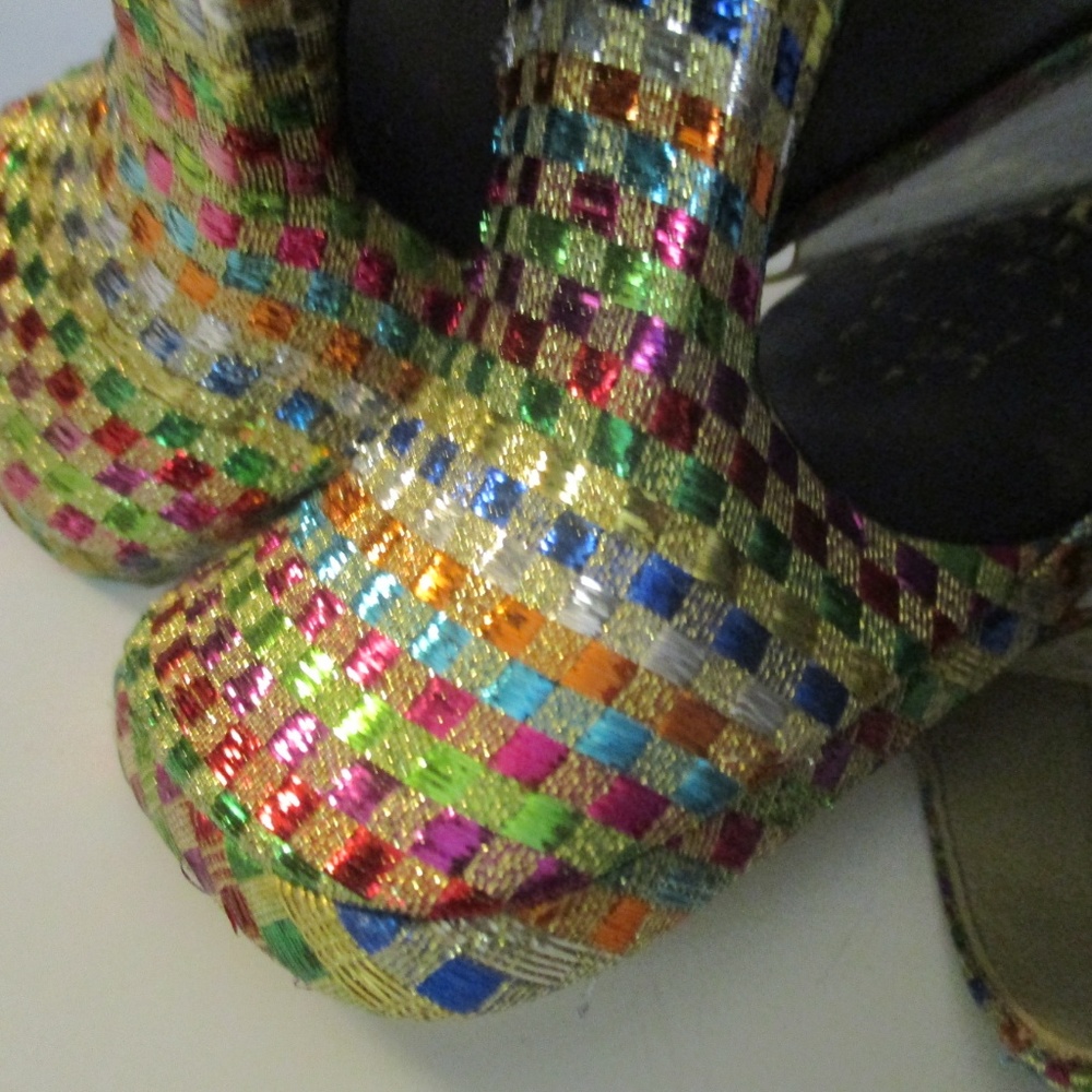 Rainbow Metallic Weave & Stripe Pattern Square Toe - image 8
